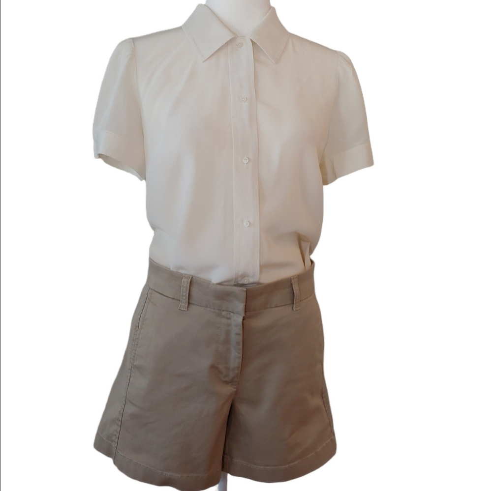 J. Crew 5" Khaki Cotton Stretch Chino Shorts in Women's Size 4 - Picture 12 of 17